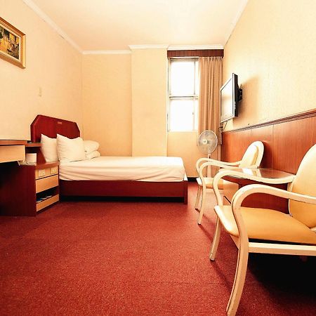 New May Flower Hotel Tchaj-pej Exteriér fotografie