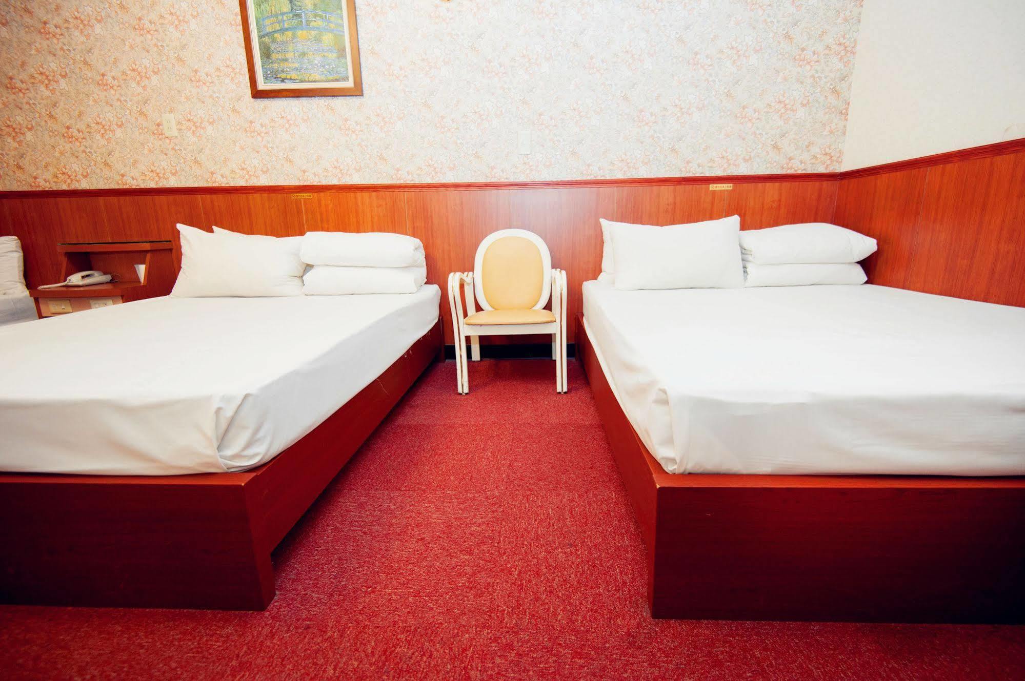 New May Flower Hotel Tchaj-pej Exteriér fotografie